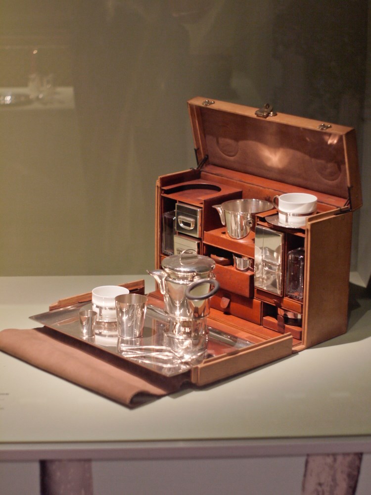 Tea case ~ Louis Vuitton 1926 for the maharaja of Baroda