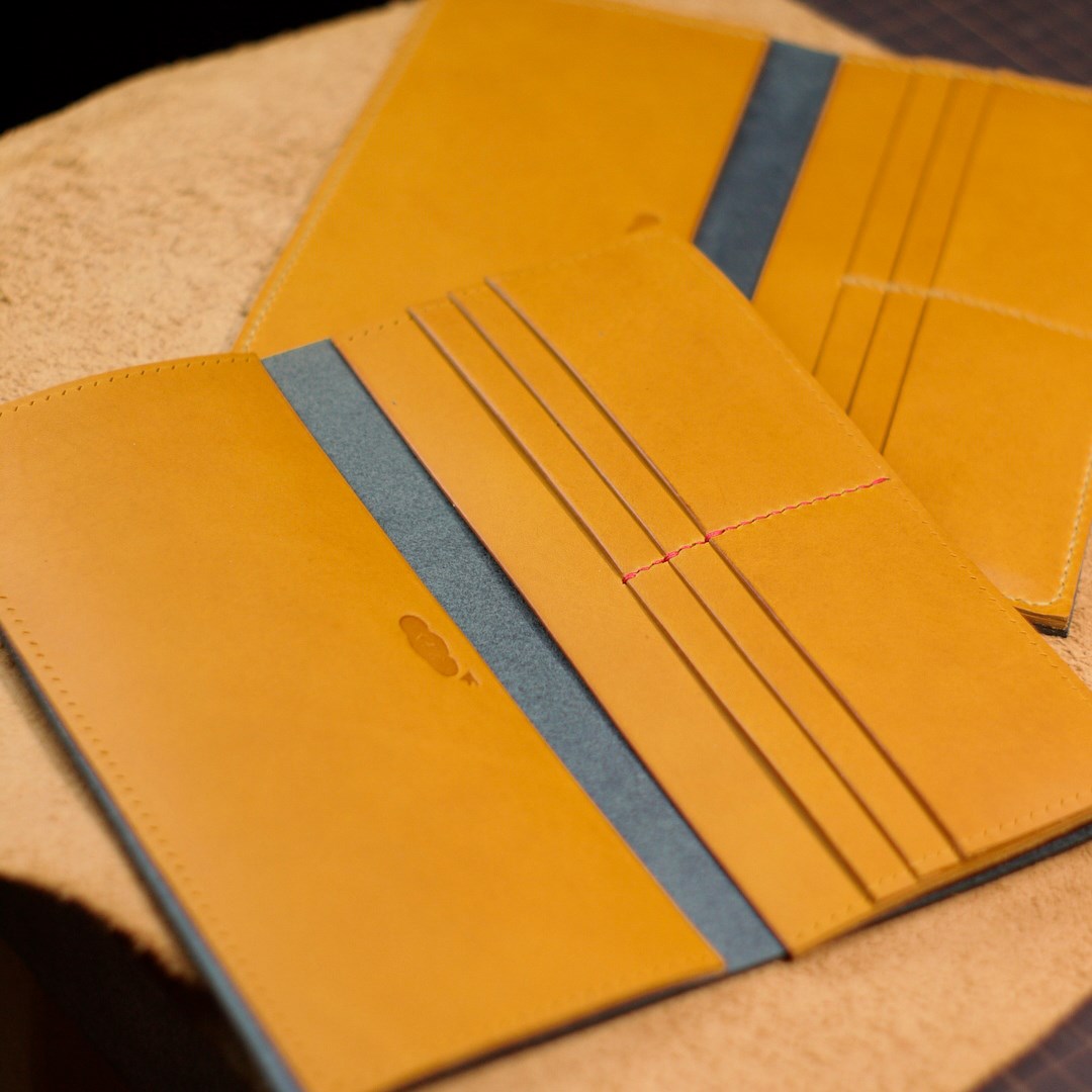 紺×黄のコンビな手縫い長財布１型をつくる